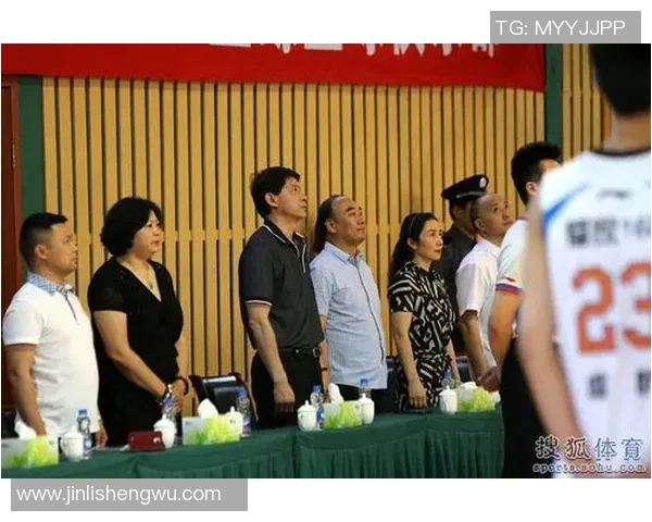 武汉篮球队与成都篮球队赛后技术分析与战术总结